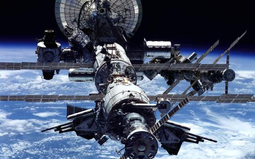 JAXA推出的HTV-8货运任务正式对国际空间站进行了擦洗